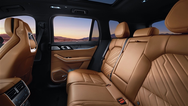 2.0T+48V輕混 領(lǐng)克09四驅(qū)運(yùn)動(dòng)版上市：限時(shí)僅需21.28萬元