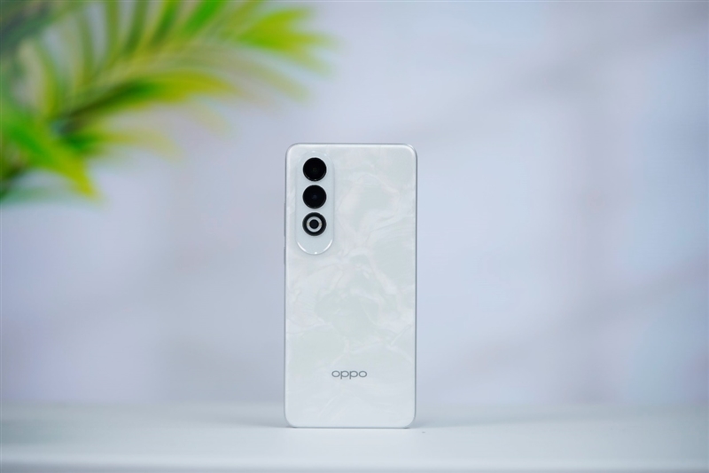 續(xù)航小黑馬！OPPO K12 Plus全面評(píng)測(cè)：6400mAh超大電池實(shí)現(xiàn)2.2天持久續(xù)航