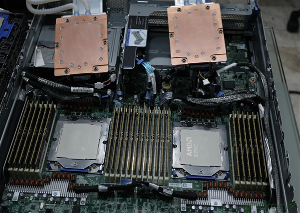 192核心384線程、5GHz起飛！AMD Zen5 EPYC首測：領(lǐng)先至強(qiáng)6幾乎40％