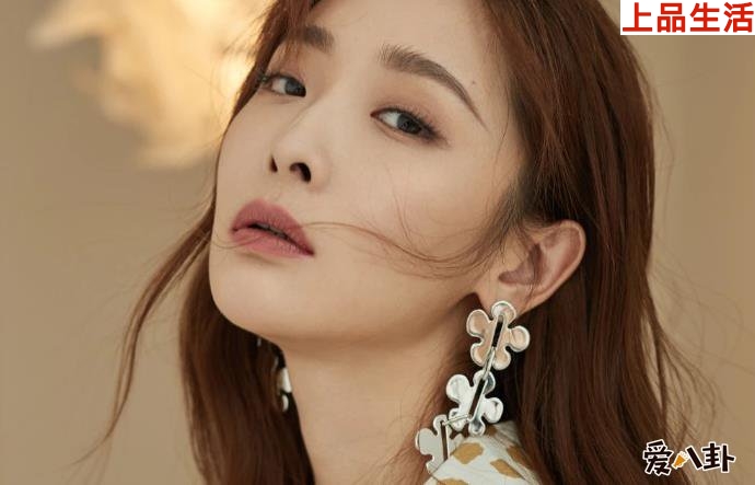 演員李曼男友是誰(shuí)