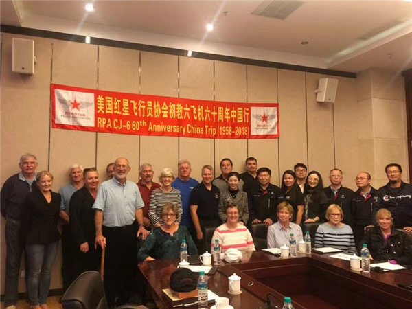 72天設(shè)計！神話一樣的的中國初教6飛機：62年零事故