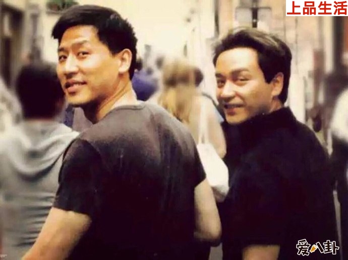  唐鶴德曬與張國榮合影慶圣誕