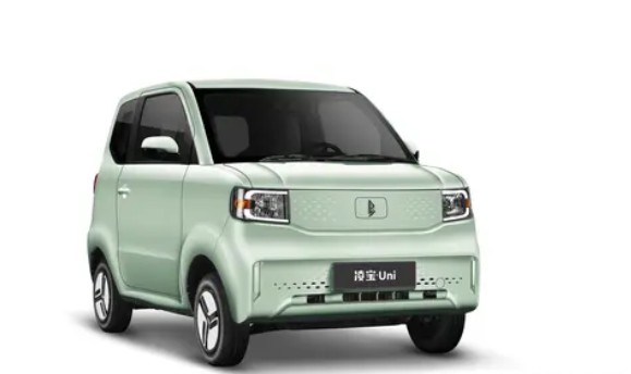 宏光MINIEV同級！全新凌寶Uni微甜版上市：售3.48萬元
