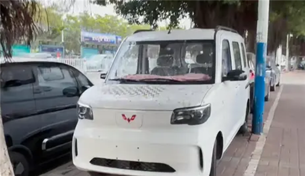 中國人自己的K-car！全新五菱之光EV亮相街頭：預(yù)計(jì)明年上市開售