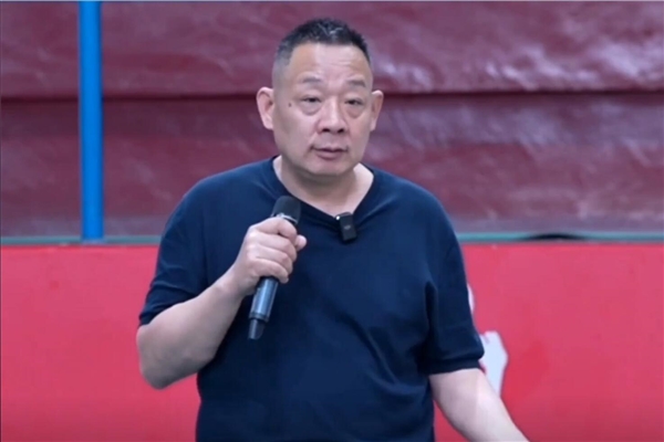 胖東來(lái)回應(yīng)線上如何購(gòu)買(mǎi)自營(yíng)羽絨服：已開(kāi)通微信小程序?qū)I(yíng)店