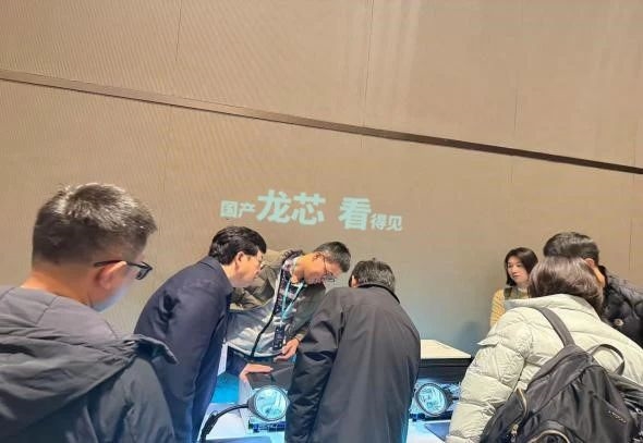 上海漢圖發(fā)布高速激光打印一體機(jī)：首個國產(chǎn)主控龍芯2P0500