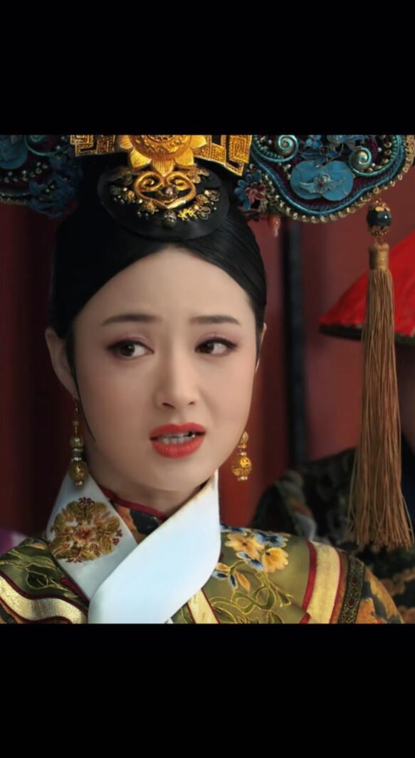 蔣欣歪嘴拍完華妃后改不回來(lái)了：歪嘴笑是為人物專(zhuān)門(mén)設(shè)計(jì)的