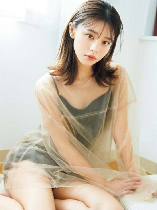 《假面騎士》最美女反派淺倉(cāng)唯：改名復(fù)出拍新寫真