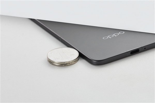 全球薄折疊屏！OPPO Find N5真機(jī)現(xiàn)身：薄到無(wú)敵