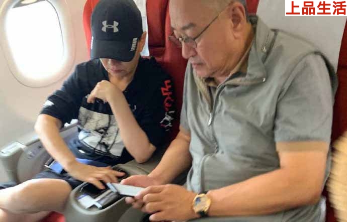 扒宋丹丹前兩段婚姻都是如何結(jié)束 如今與現(xiàn)任老公如何？