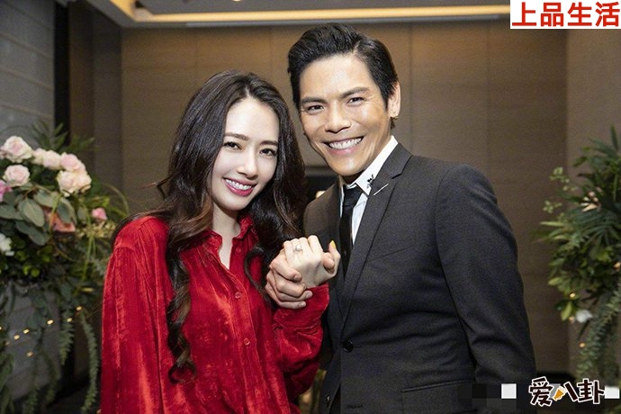 向佐郭碧婷兩人拿婚姻當(dāng)兒戲糊弄網(wǎng)友？