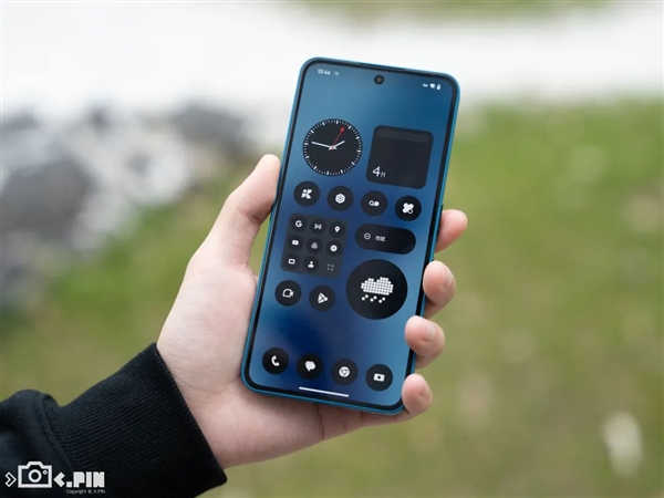 2000塊的Nothing Phone 現(xiàn)在也開(kāi)始堆料了