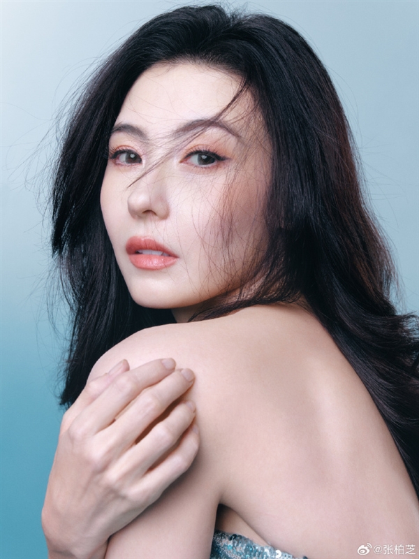 45歲張柏芝出席活動引圍觀：網(wǎng)友感嘆美的不知天地為何物了